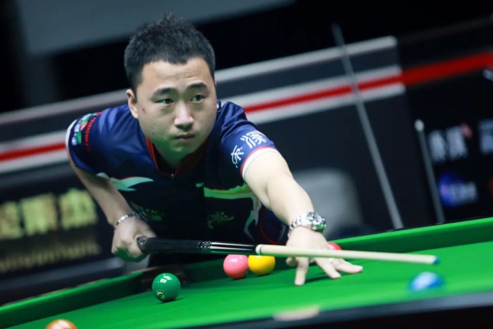 联赛中称霸 联赛中称霸