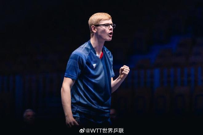 一背后的实 一背后的实