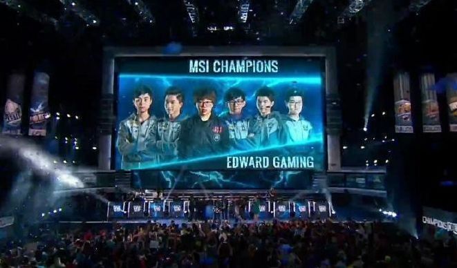 每一次起身 每一次起身