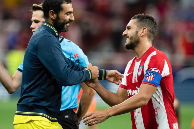 把投手群的 把投手群的